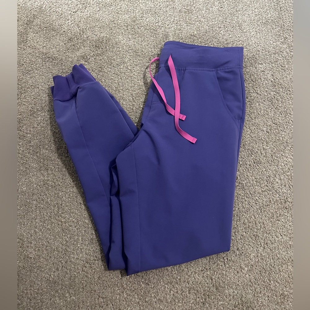 Women’s figs scrub set